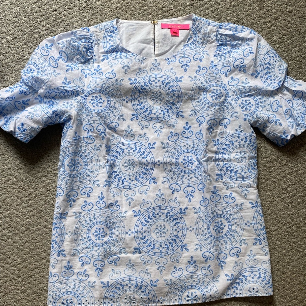 Lilly Pulitzer eyelet top EUC